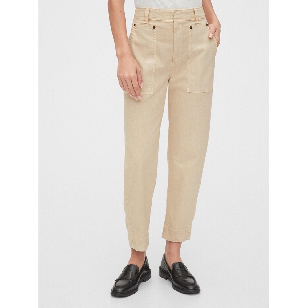 Gap Barrel Khaki Pants - Size 6